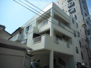 外壁塗装・屋上防水でキレイに★
