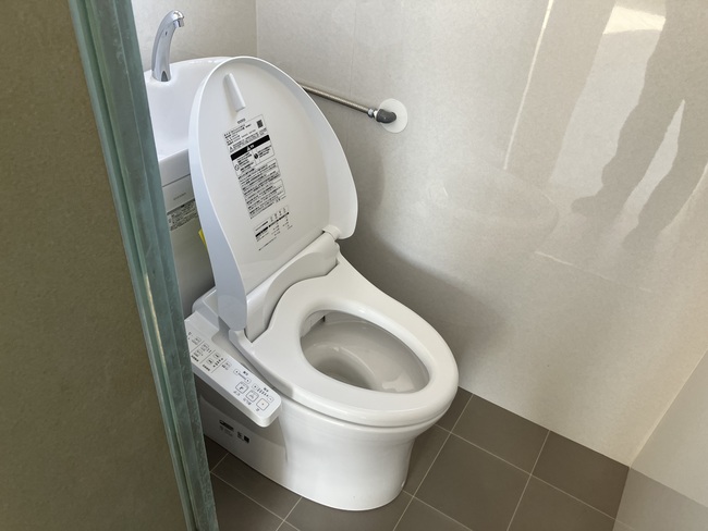 霧島市トイレリフォーム　～使い勝手の悪い和式トイレから様式トイレへ～