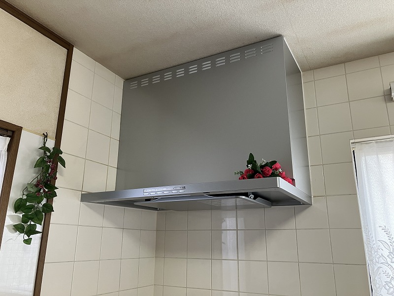 鹿児島市 レンジフードリフォーム “スッキリ薄型レンジフードへ!